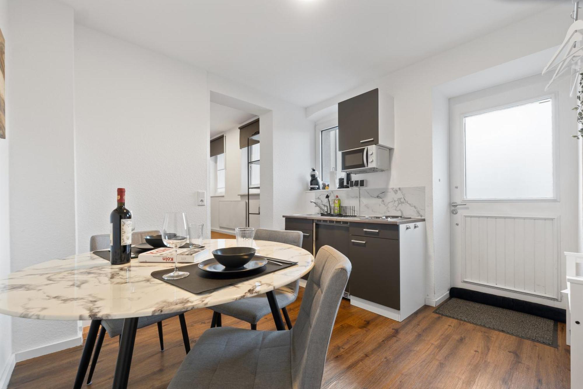 Modernes Apartement Am Rhein In Ruhiger Lage Koln Bagian luar foto