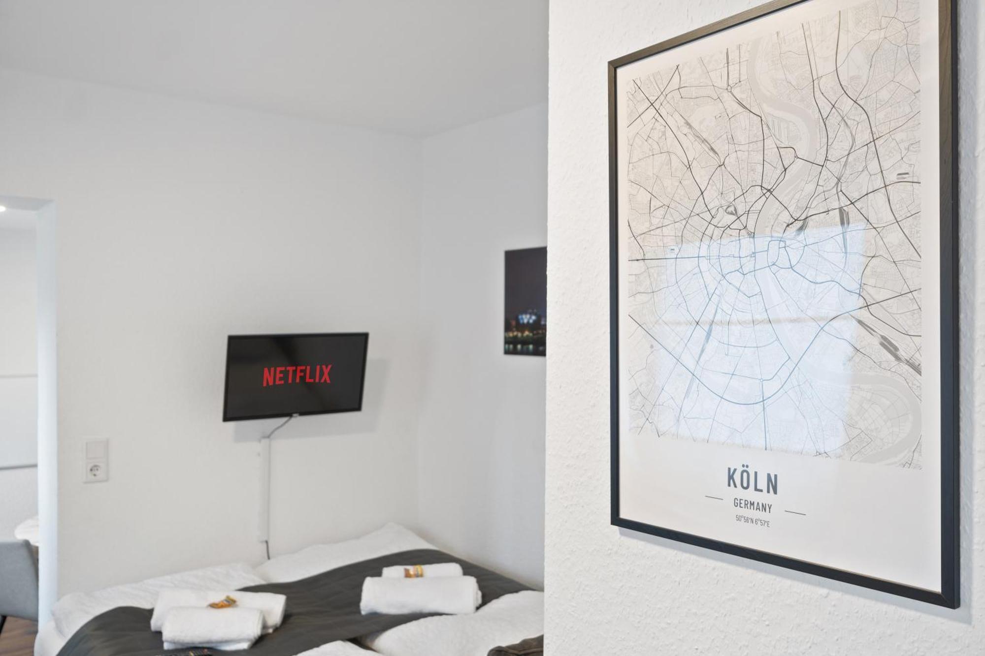 Modernes Apartement Am Rhein In Ruhiger Lage Koln Bagian luar foto